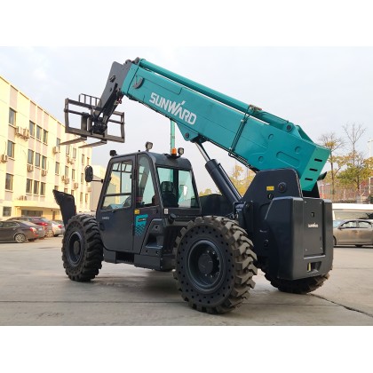 Телескопический погрузчик Sunward SWTH4517