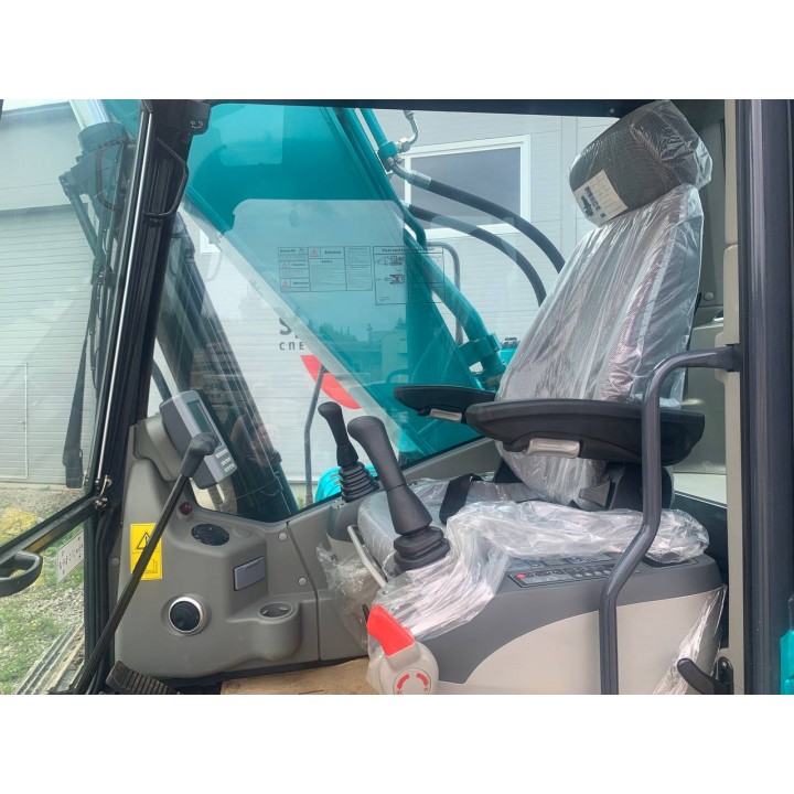 Гусеничный экскаватор Sunward SWE225E-3H