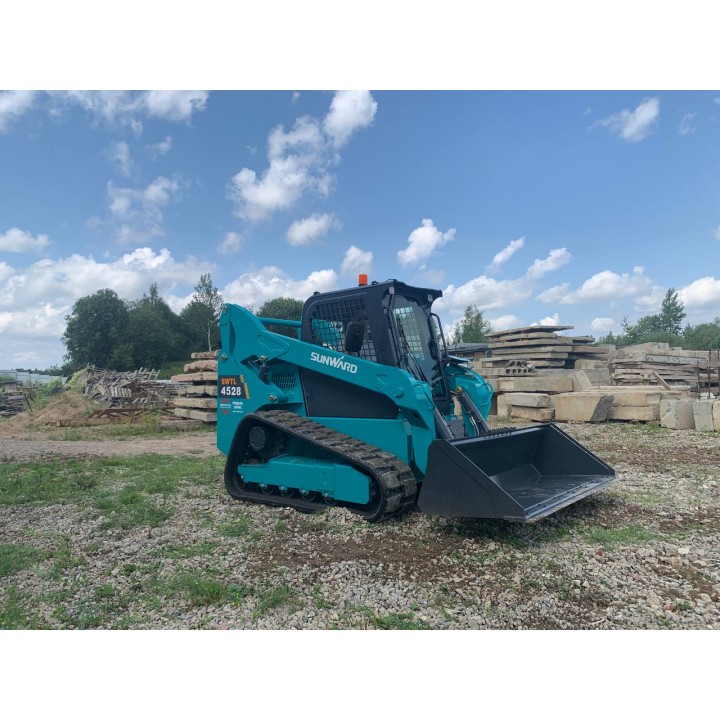 Мини-погрузчик Sunward SWTL4528 гусеничный